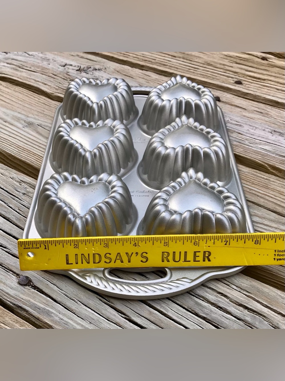 Nordic Wear Heart Cakelet Large Muffin Pan Lava Cake Heart Shape Pan Bakeware - Picture 10 of 11